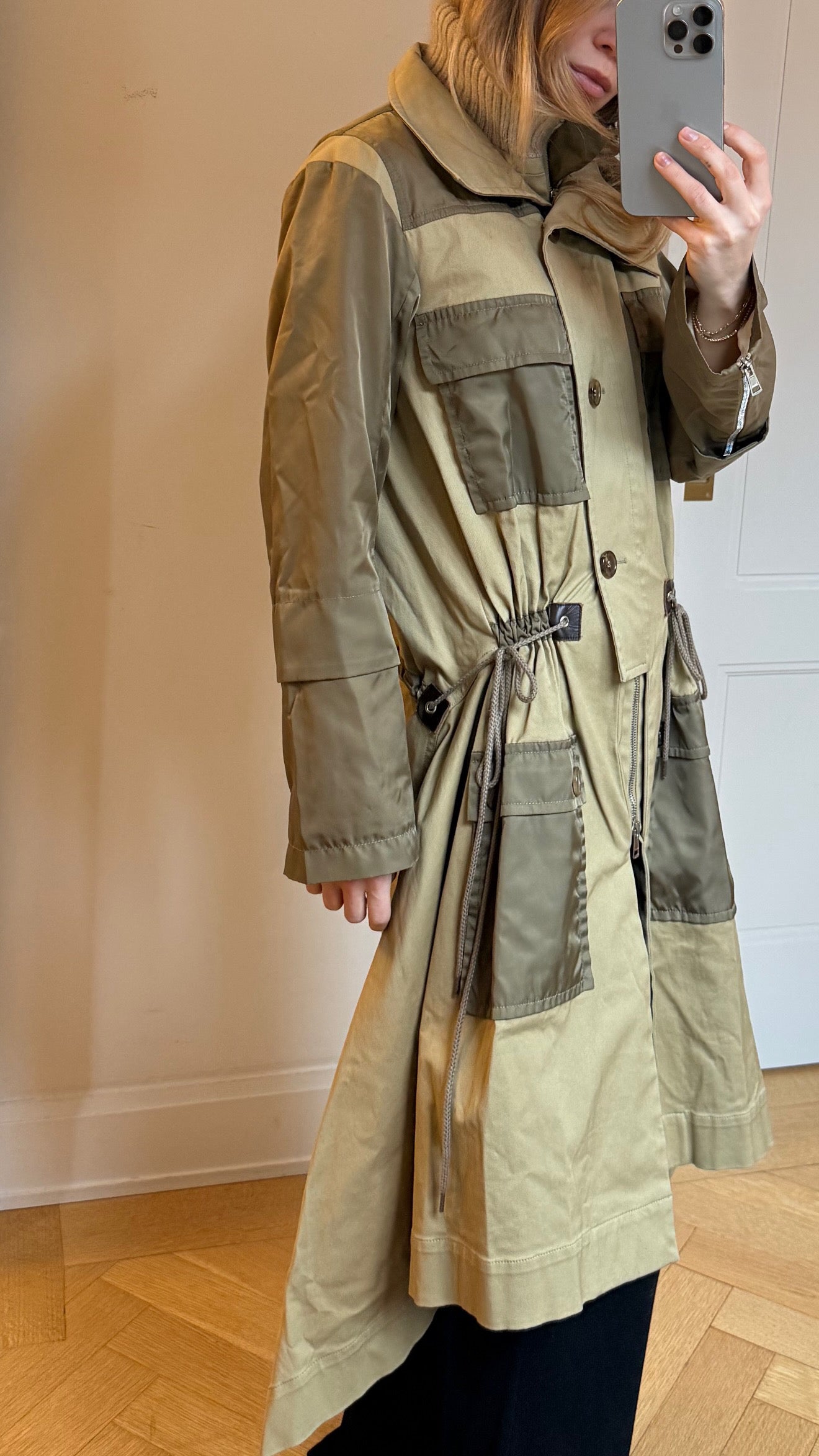 Chloe trench