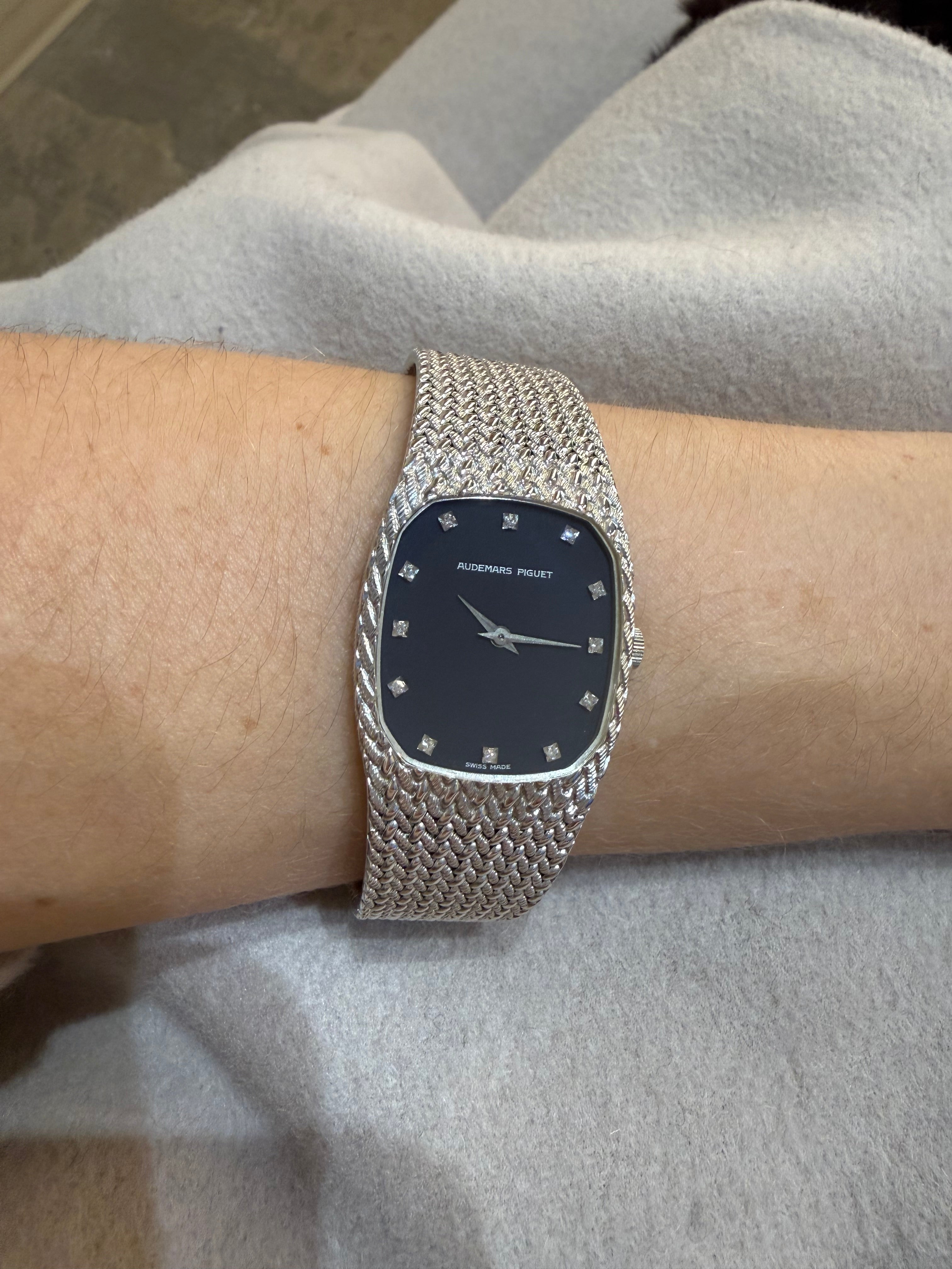 Audemars Piguet Cobra
18K White Gold 27mm