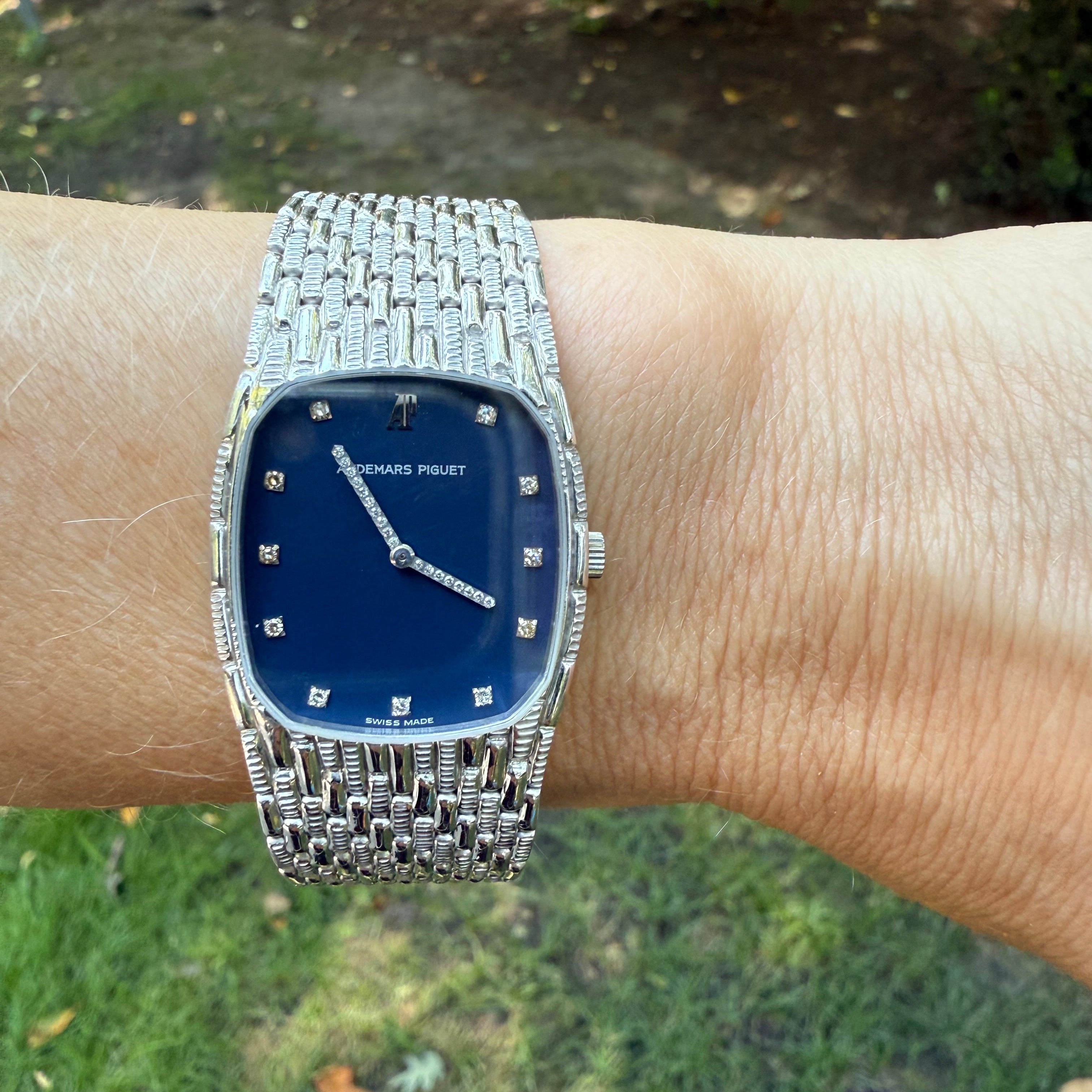 1990s AP cobra in 18ct white gold